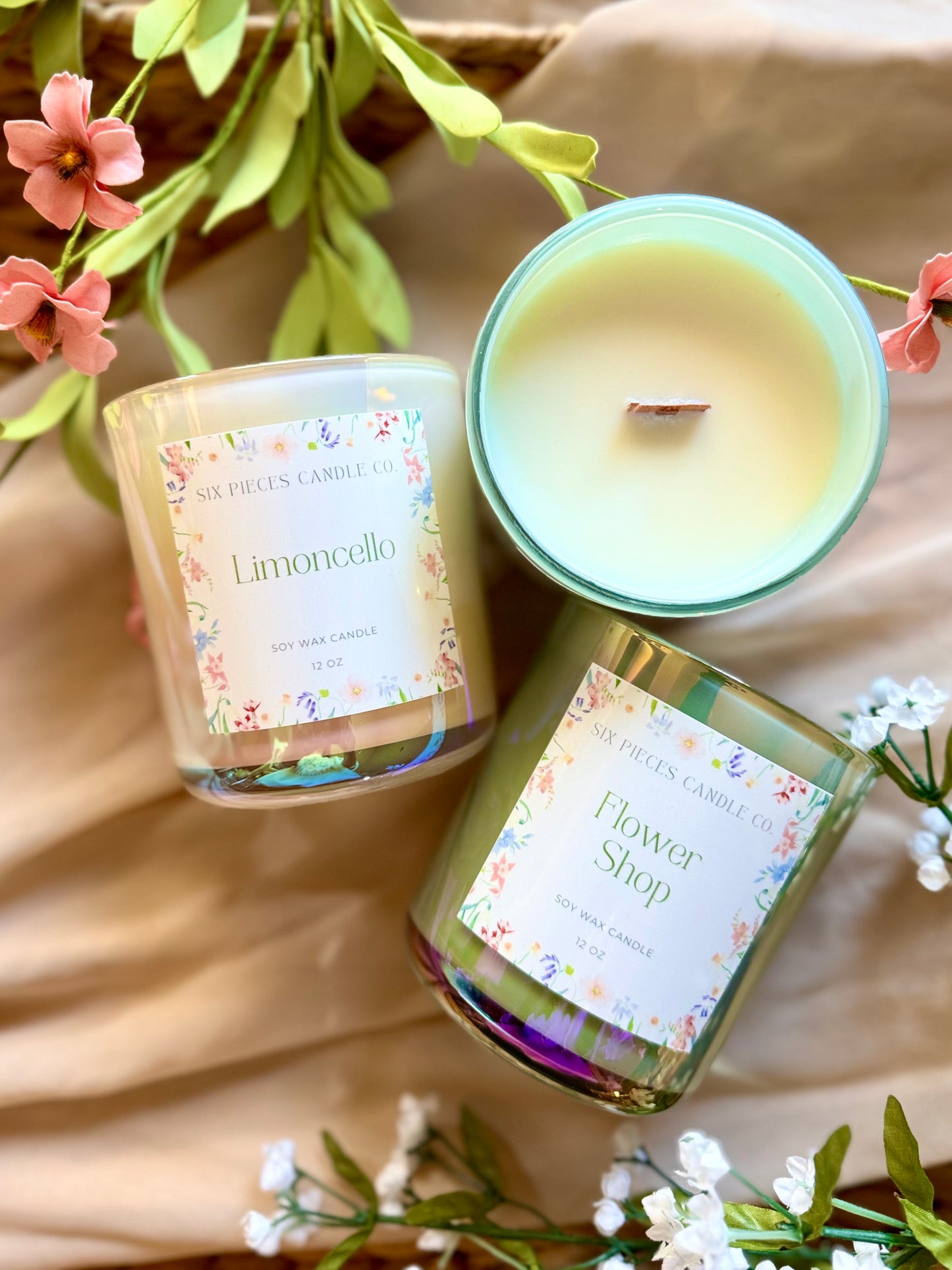 Cream Iridescent 12oz candle